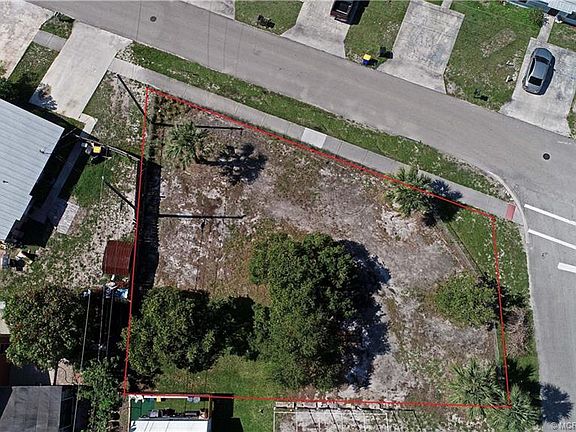 2nd image of 5152 SE Primrose Way