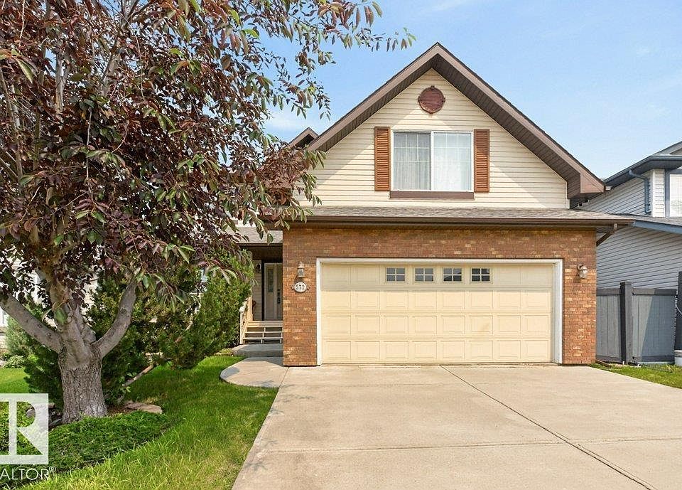 1st image of 572 Byrne Cres SW