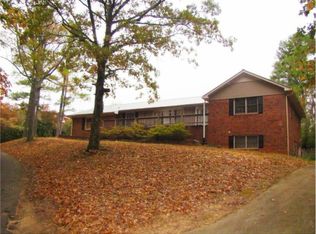 139 Isbell Rd, Silver Creek, GA 30173