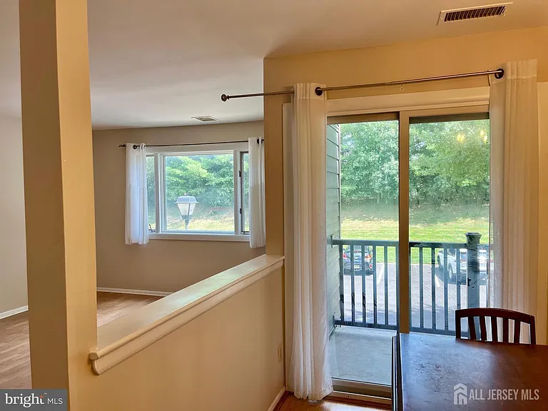 2217 Sayre Dr #0 — Photo 6