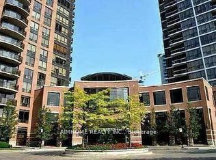33 Sheppard Ave E UNIT 906, Toronto, ON M2N 7K1
