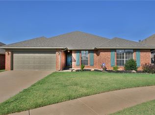 17033 Autumnwood Dr, Edmond, OK 73012
