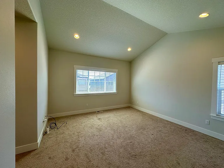 29054 NW Keenon St — Photo 25