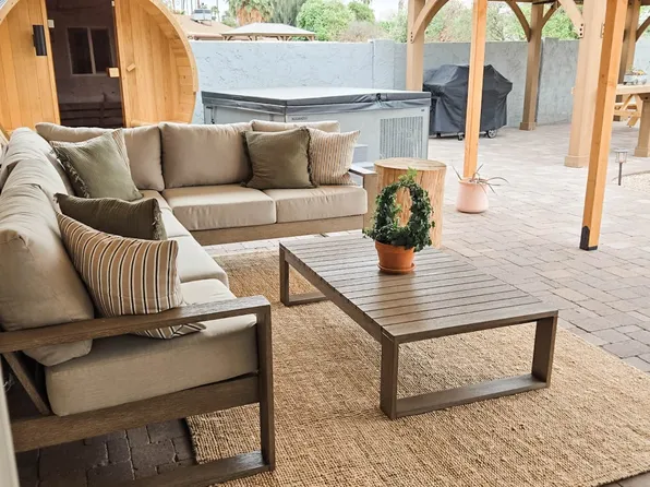 843 W Caribbean Ln, Phoenix, AZ 85023