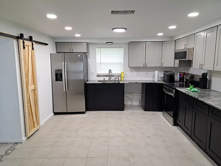 14640 Waterway Dr — Photo 5