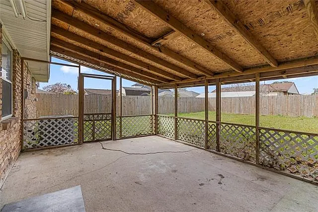 2716 N Sibley St — Photo 21