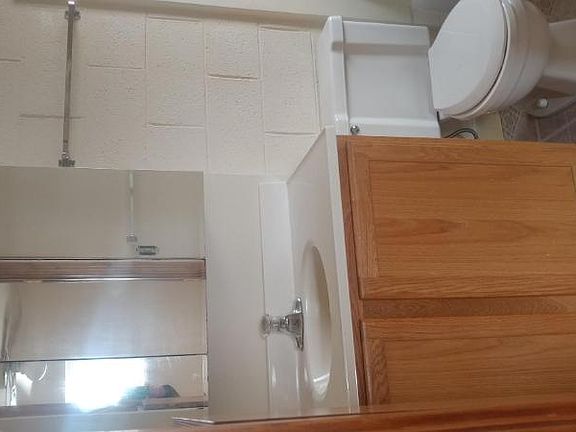 3rd image of 1470 King Ave APT 11