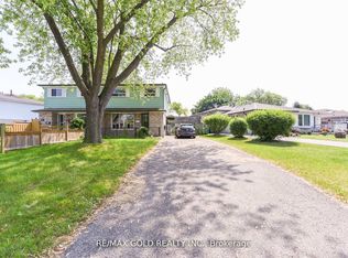 29 Glenmore Cres, Brampton, ON L6S1H9