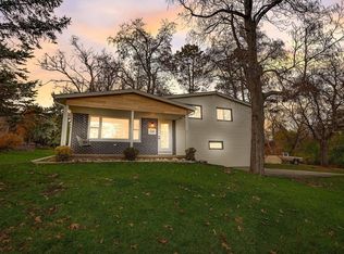 56 Blackhawk Dr, Edgerton, WI 53534