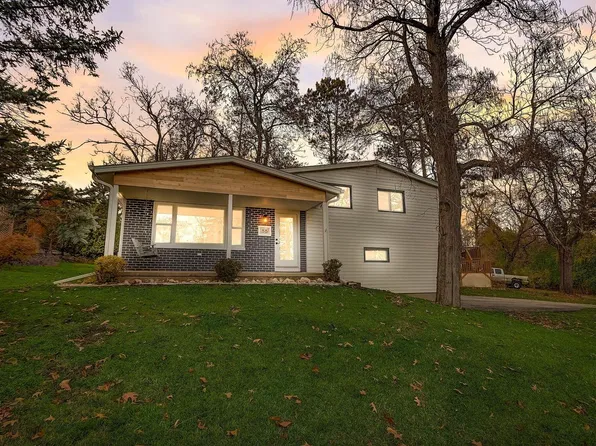 56 Blackhawk DRIVE, Edgerton, WI 53534