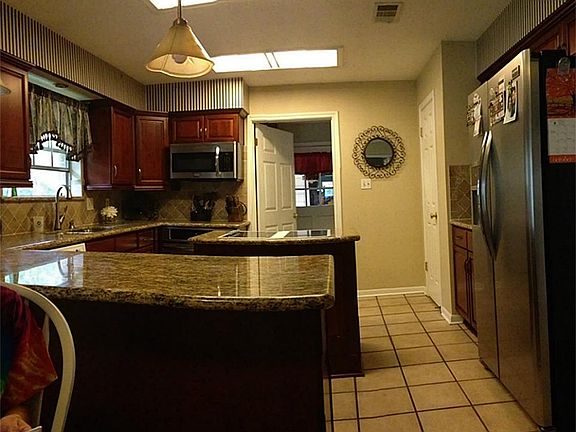 3rd image of 2105 McKissick Dr