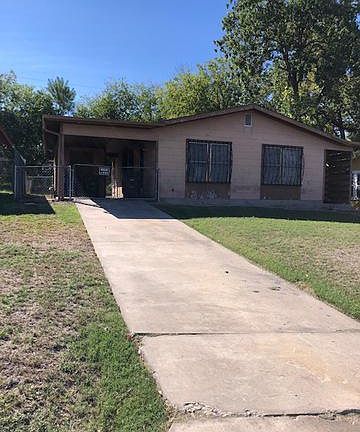 2nd image of 314 Linda Lou Dr