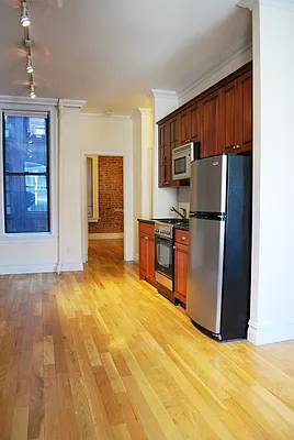 Rented by Platinum Properties | media 16