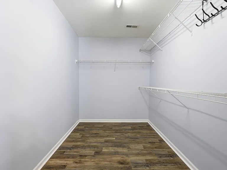 3440 Royal Highland Dr — Photo 11