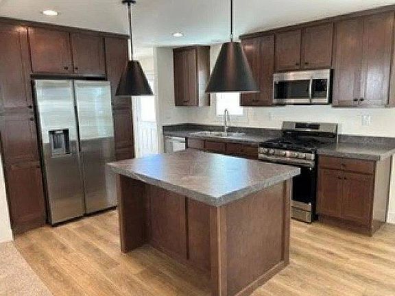 4th image of 197 Poppy Ln