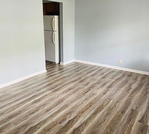5th image of 3454 Woodmar Ct