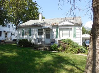 1213 John St, Joliet, IL 60435