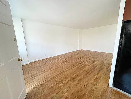 Rented by Bruma Realty LLC | media 5