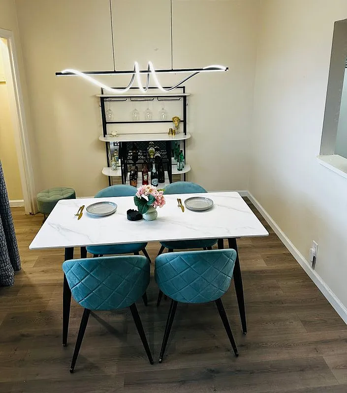 2 bed, 2.0 bath, 1033 sqft, $1,950 — Photo 4