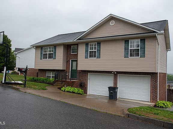 2nd image of 278 Stone Edge Cir