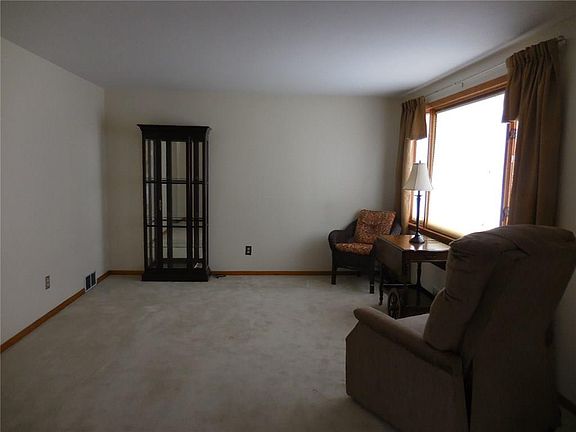 2nd image of 257 Moore Ave