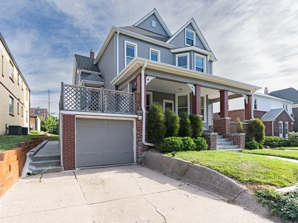 5012 1/2 Cass St #1/2, Omaha, NE 68132