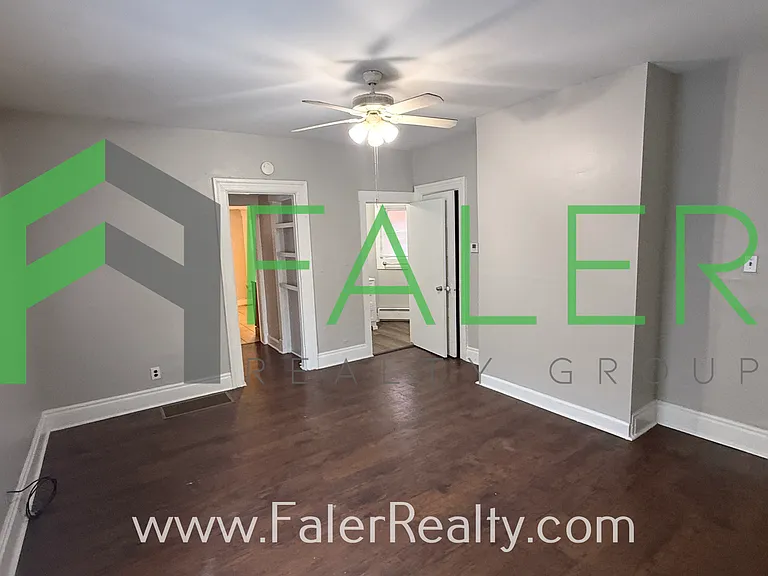 664 Oak St — Photo 3