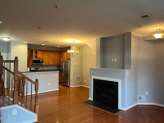 4th image of 4471 Beacon Grove Cir