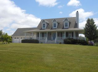 8067 W Park Rd, New Era, MI 49446