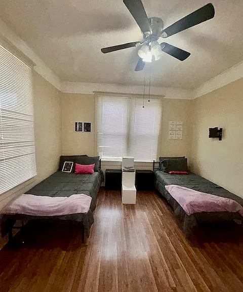 BEDROOM DOWNSTAIRS