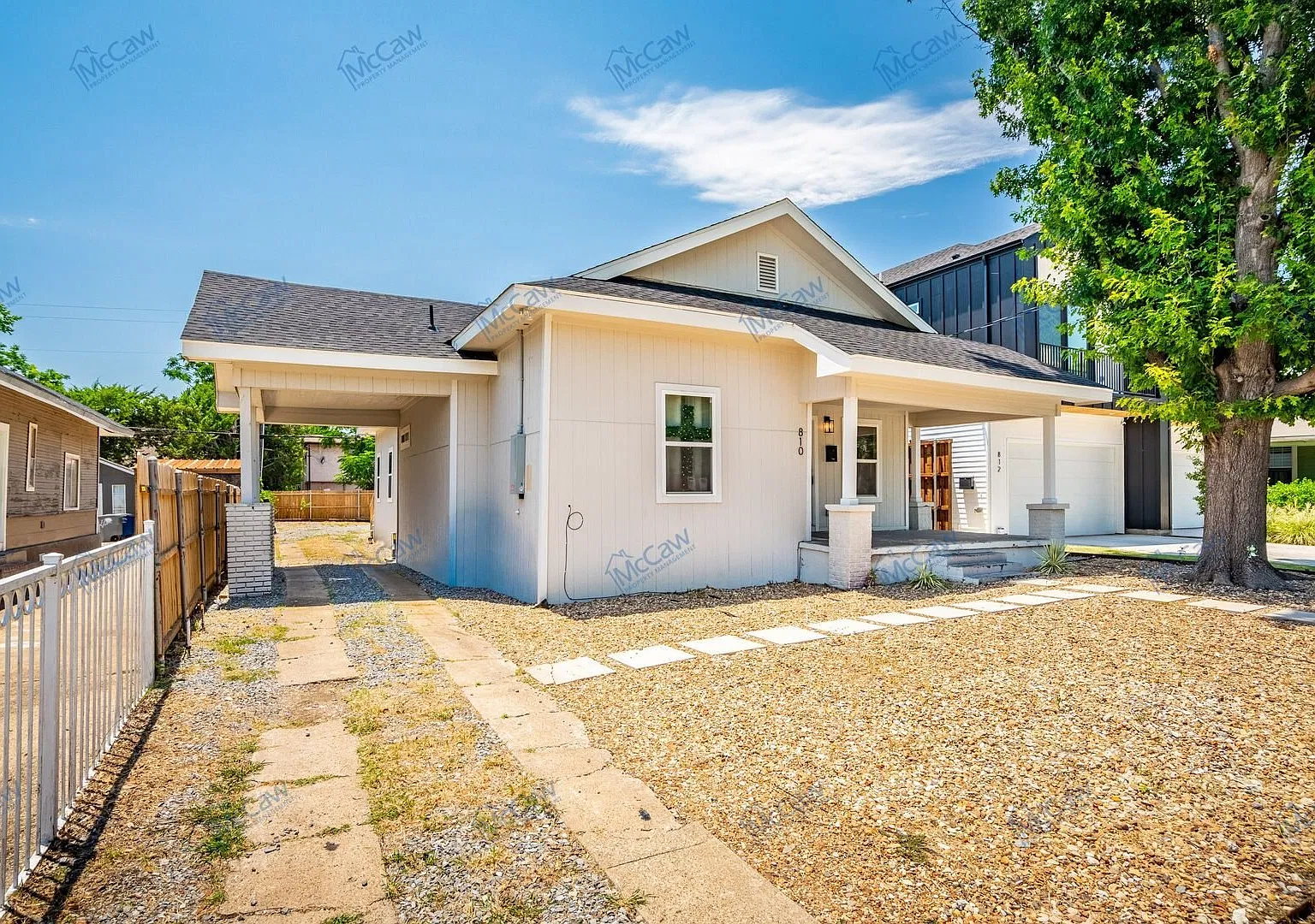 Charming & Fully Remodeled 2-Bedroom Home in Prime North Oak Cliff! — Photo 2