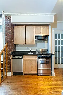 Rented by REAL New York | media 2