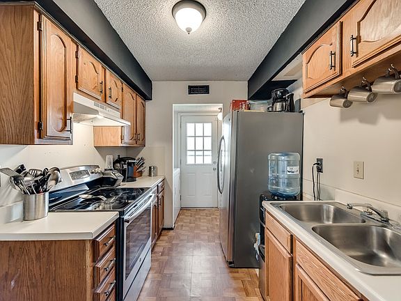 4th image of 1728 Coronado Ave