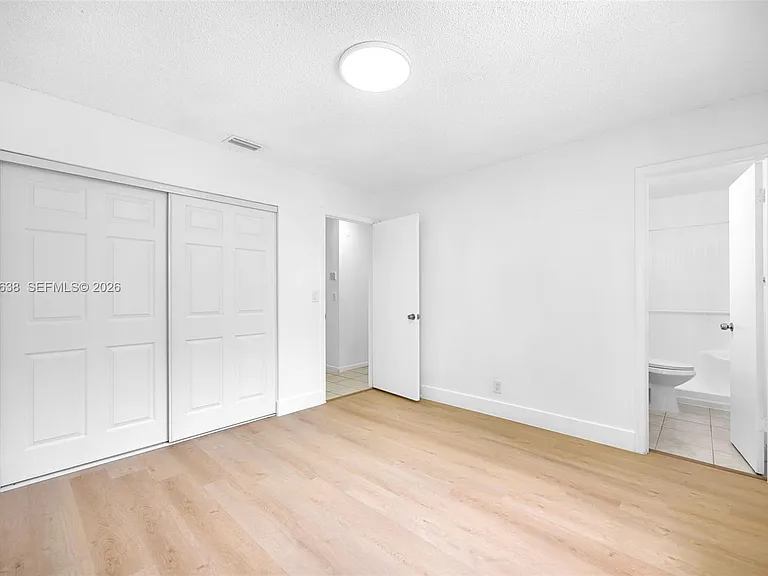 304 SW 77th Ave — Photo 30