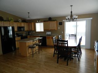 6128 22nd St S, Fargo, ND 58104