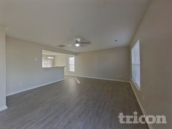 3rd image of 3325 Alderknoll Ct