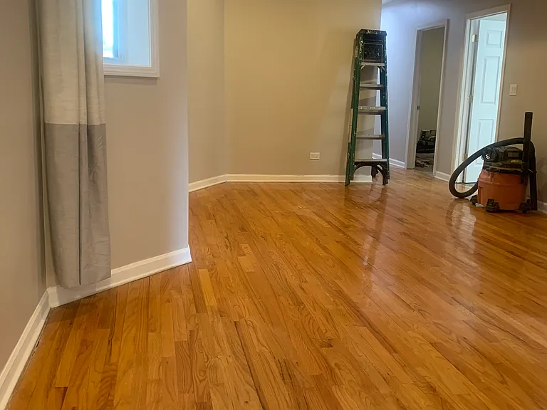 5040 S Michigan Ave #2 — Photo 2