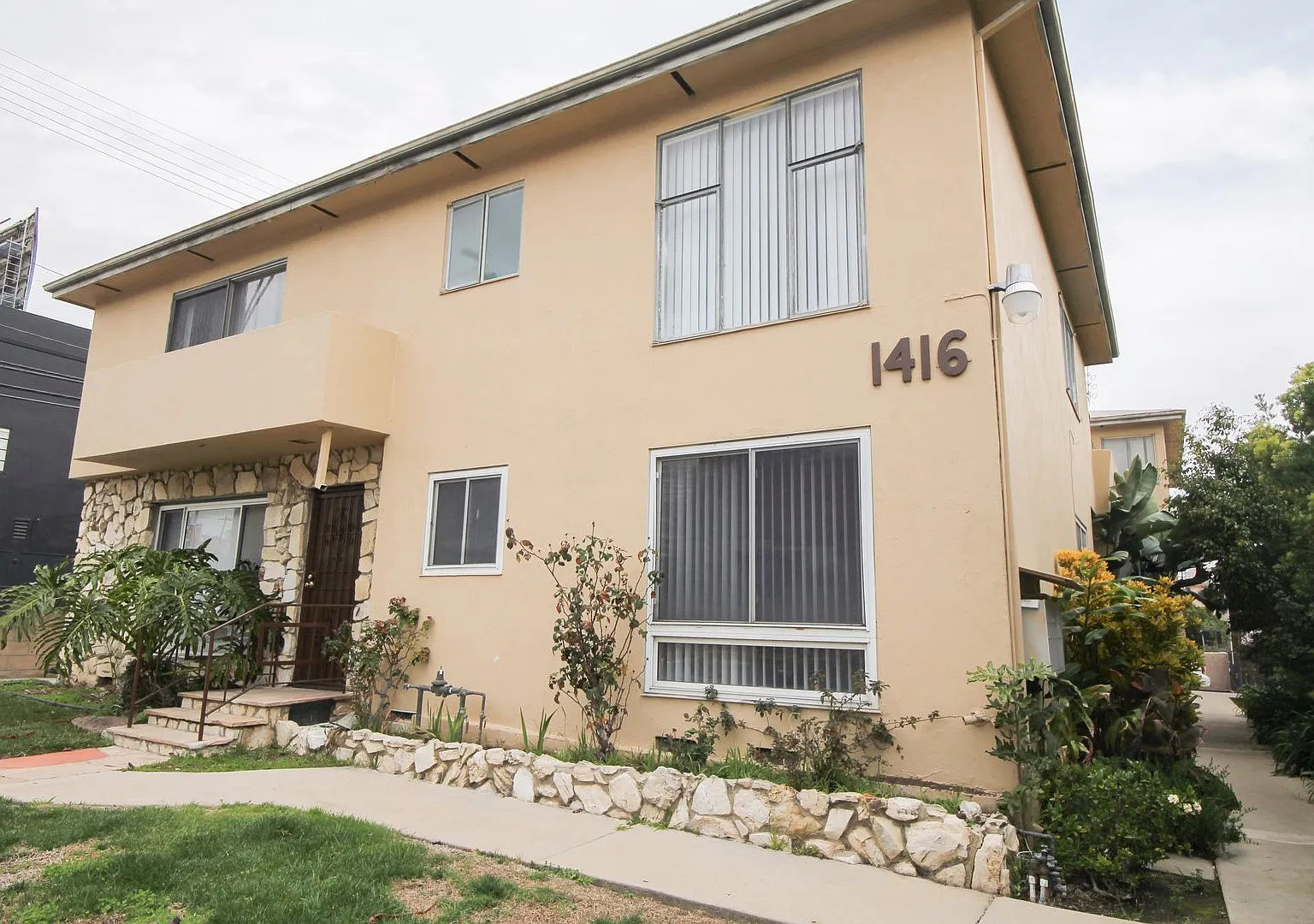 1416 Reeves St. — Photo 1