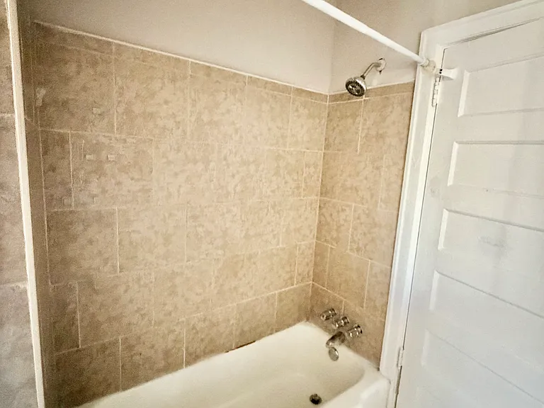27 N Edgewood St — Photo 14