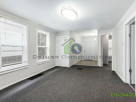 3rd image of 344 Diamond Ave SE
