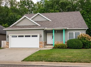 306 Alexis Ln, Canal Fulton, OH 44614