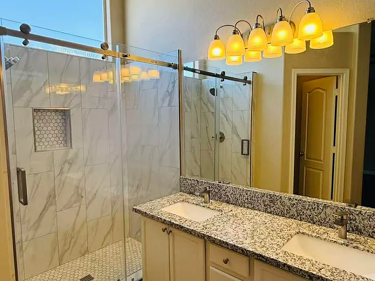 8618 W Paradise Dr — Photo 3