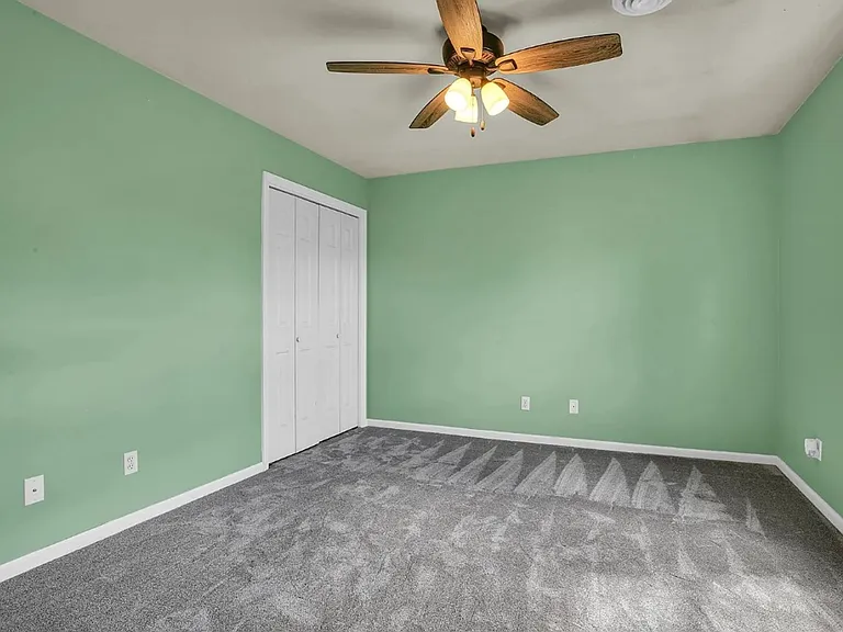 709 Indigo Dr — Photo 26