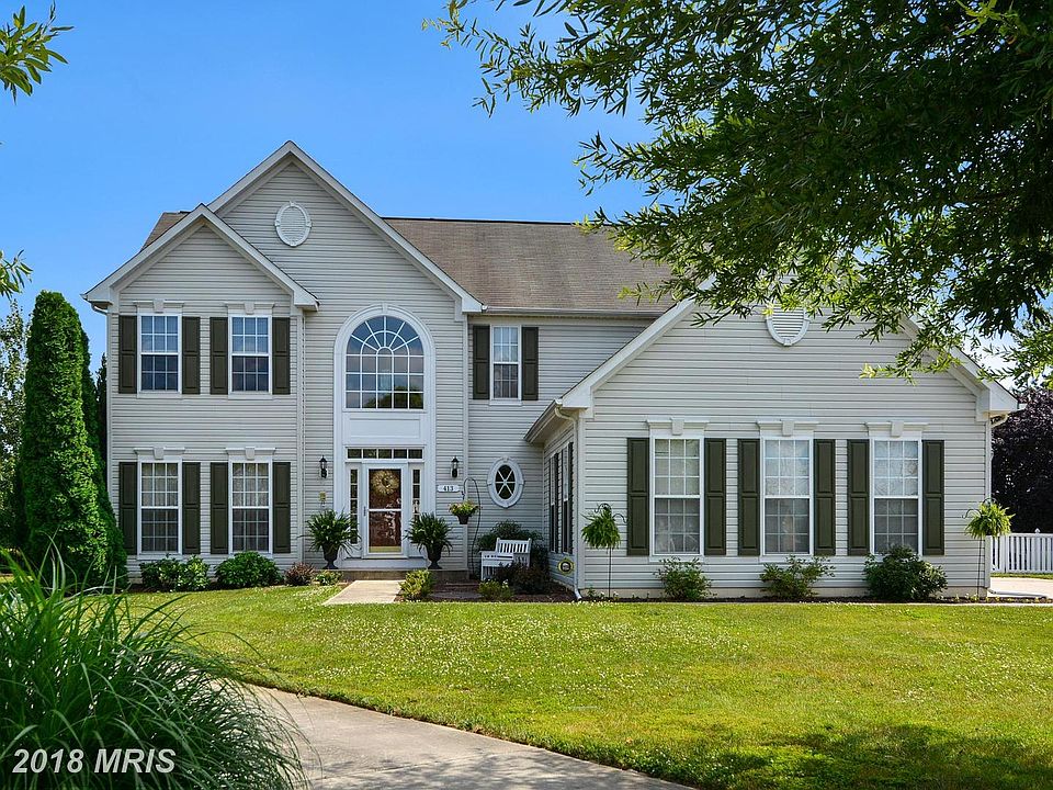 1st image of 413 Creeks End Ln