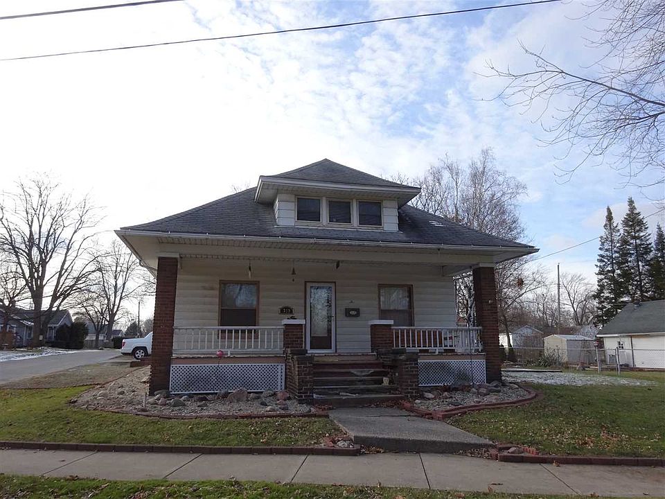 1st image of 329 Dewey Ave