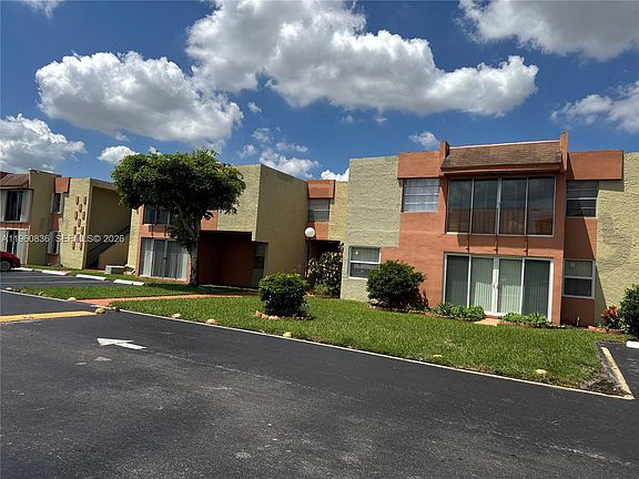 2nd image of 9350 W Flagler St APT 105A