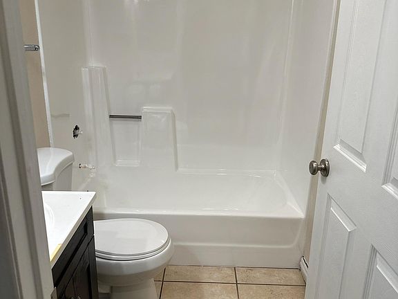 5th image of 5030 A St