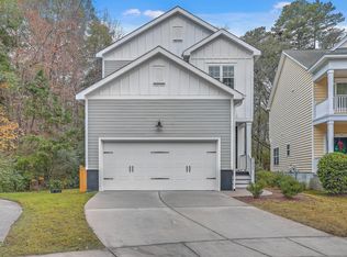 1935 Chestnut Oak Ln, Charleston, SC 29414
