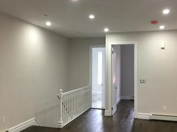 402 Van Siclen Ave, Brooklyn, NY 11207