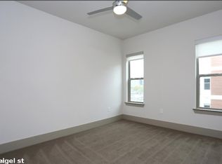 5229 Eigel St #827, Houston, TX 77007